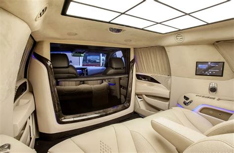 Escalade 2024 Interior - Tamra Florance