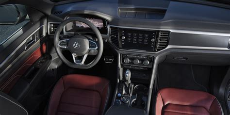 The 2023 Volkswagen Atlas Cross Sport Interior | Ventura Volkswagen