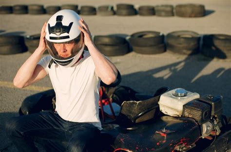 Racing in Style: A Guide on What to Wear Go-Karting - Iconic Blogs