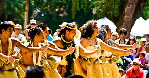 Loomstate !Act Natural! Blog: Lei Day!