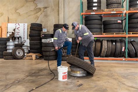 Truck Tire Repair in Sacramento, CA | SER Fleet Services