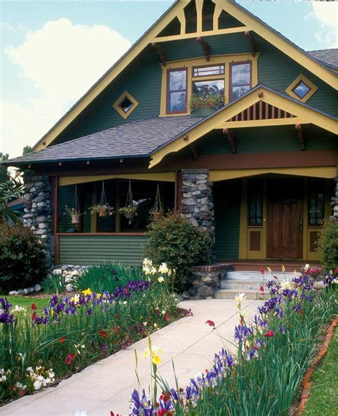 Artful Cuts: Gable Trim - Design for the Arts & Crafts House | Arts ...