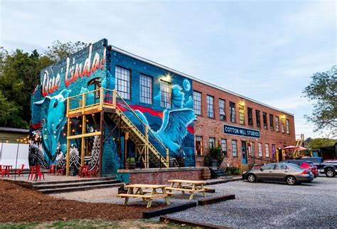 Asheville River Arts District: A Guide to Galleries & Restaurants