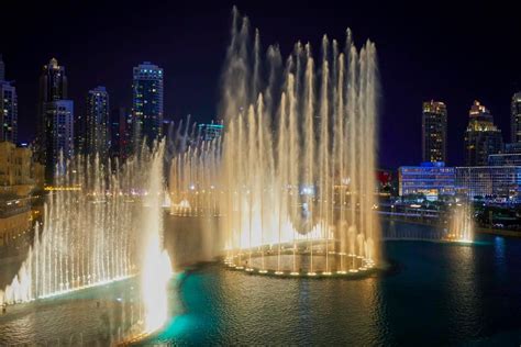 Dubai: Burj Khalifa Fountain Show and Burj Lake Ride | GetYourGuide