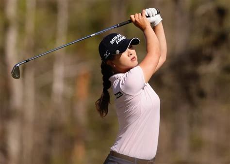 Sei Young Kim chasing player of the year honors with one-shot lead at ...