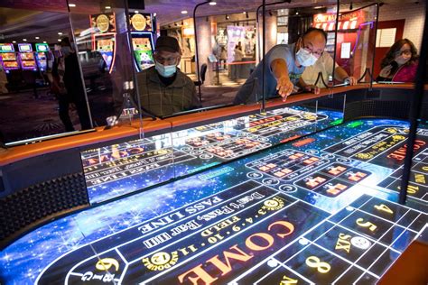 Harrah's Unveils Digital Craps Table, as Casinos Look to Lure Visitors ...