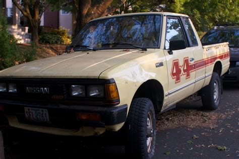 THE STREET PEEP: 1984-86 Datsun 720 4x4 King Cab