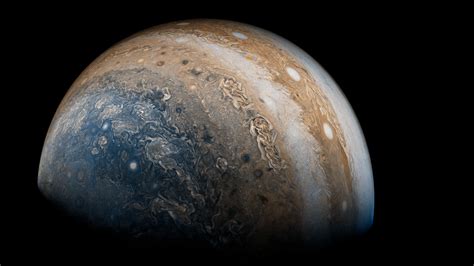 Jupiter's chaotic storms have roots deep beneath its surface | Science ...