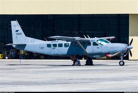 5320 Philippine Air Force Cessna 208B Grand Caravan Photo by Dirk ...