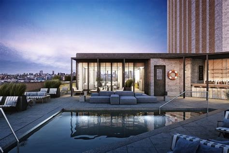 The 5 Best Rooftop Pools in Chicago | UrbanMatter