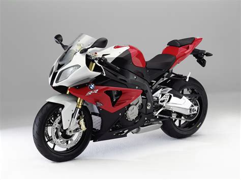 BMWS1000RRを中古で購入する方必見！中古S1000RRの基礎知識まとめ｜ モーターサイクルフリーク