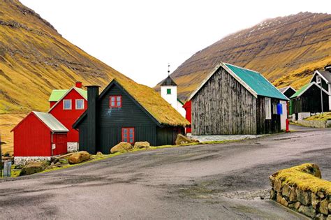 Small Houses, Faroe Islands by Jørn Lund / 500px | Island house, Faroe ...