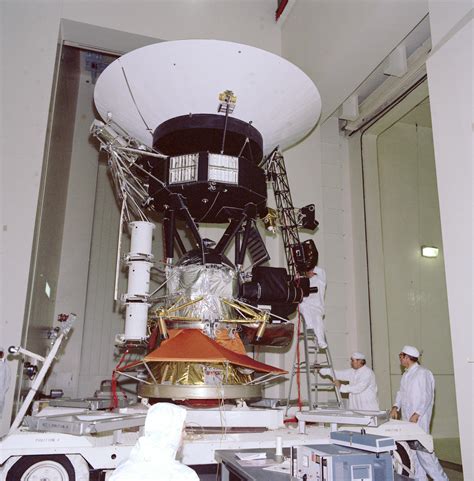 Voyager 1 Space Probe under development (shown here under stress ...