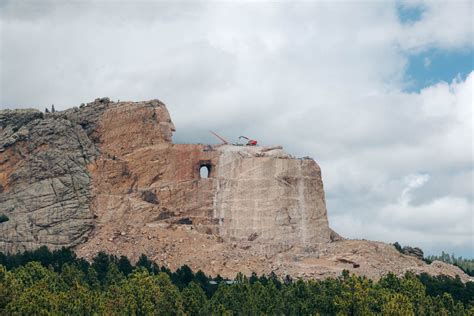 Crazy Horse Memorial: Two Men, One Mountain, and a Sculpture - Roads ...