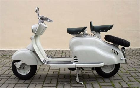 Vintage lambretta scooters - snosimple