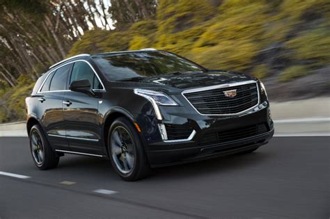 Best Cadillac XT5 Tires - Truck Tire Reviews