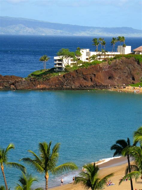 black rock on Maui-famous cliff diving spot..I told the locals to take ...