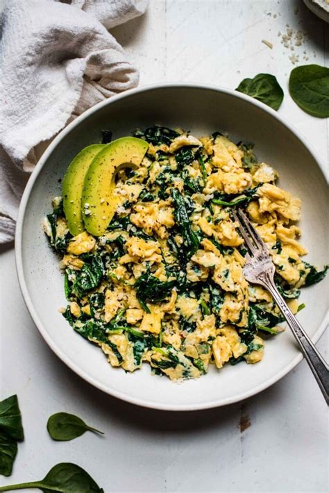 Spinach Scrambled Eggs: Healthy Breakfast Recipe