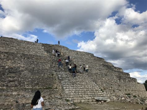 Izamal, The Magical Yellow City Of Yucatan/wandererwrites.com