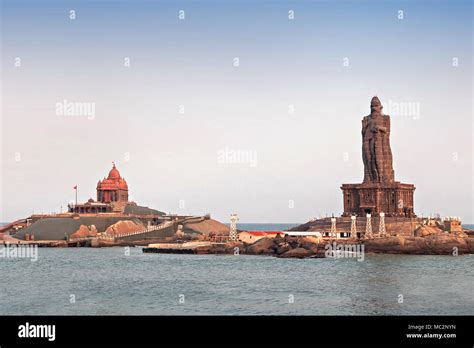 Vivekananda Rock Memorial and Thiruvalluvar Statue at sunrise, India ...