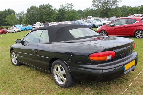 Description du véhicule Chrysler Stratus - Encyclopédie automobile ...