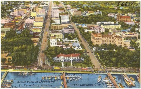 Aerial view of downtown St. Petersburg, Florida, "the sunshine city ...