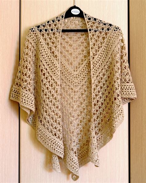 Easy and Cute FREE Crochet Shawl for beginner Ladies - Page 38 of 44 ...