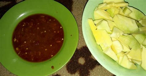 Resep Rujak mangga muda oleh rini - Cookpad