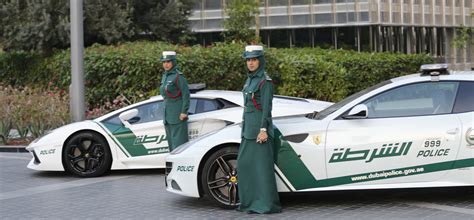 Dubai's Lamborghini police cars and bikes are ecological opposites ...