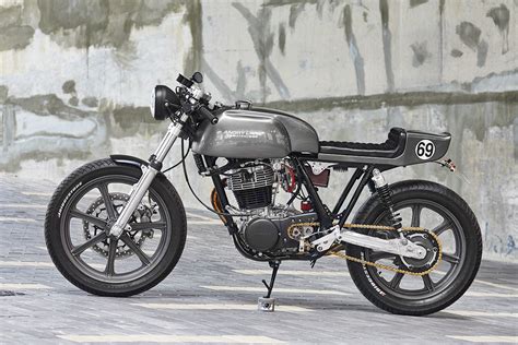 Grey Power: Angry Lane's Yamaha SR500 cafe racer | Bike EXIF