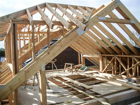 The Cost-Saving Benefits of Roof Trusses - Aber Roof Truss