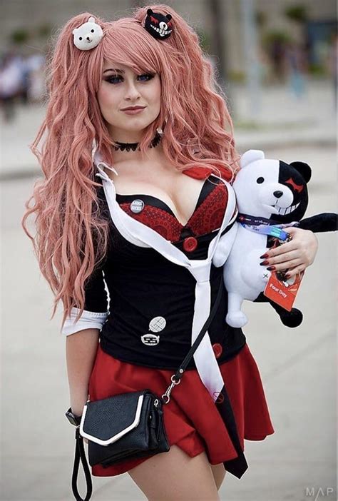 Hey guys! I wanted to share my Junko Enoshima cosplay from Anime Expo ...