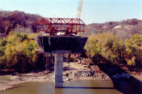 Valley City Eagle Bridges (Valley City, 1988) | Structurae