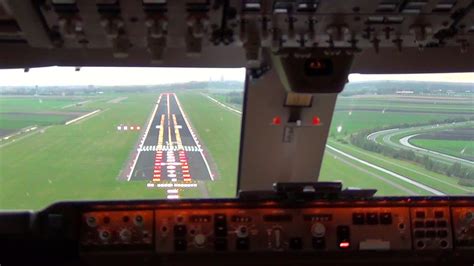 Cockpit view - Boeing 747-400F Landing Amsterdam Schiphol