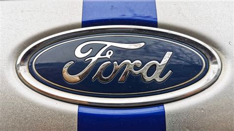 Ford Will Offer Hands-Free Driving in Some Vehicles This Year