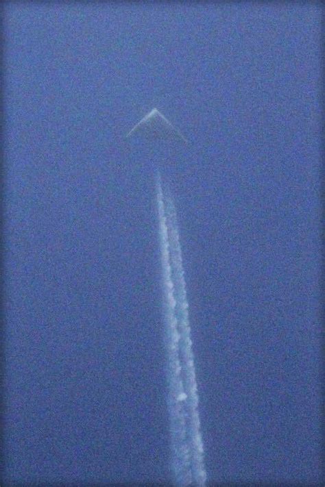 Mystery Plane Photographed Flying Over The US Twice Could Be