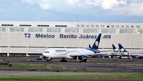 México se niega a cerrar aeropuertos ante coronavirus por temor al ...