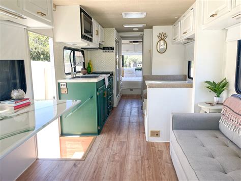 1991 Dolphin Motorhome Renovation | LOLA RV by the SEA — Stay Salty ...