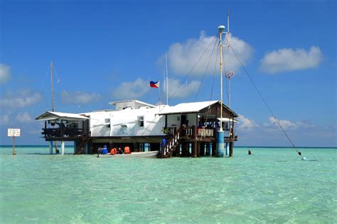 Tubbataha Reef National Marine Park - UNESCO World Heritage Site in the ...