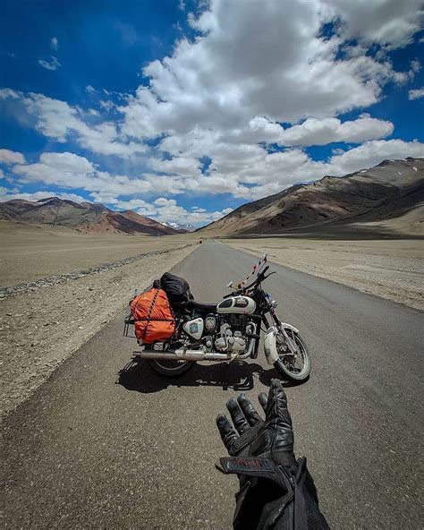 Pramod Kamble on royal Enfield bullet, ladakh bike HD phone wallpaper ...