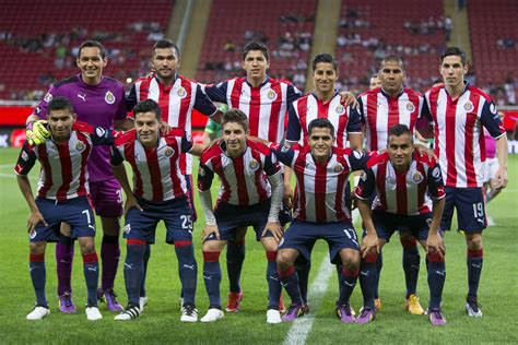 Tres jugadores de Chivas a seguir en el Clásico de Copa MX