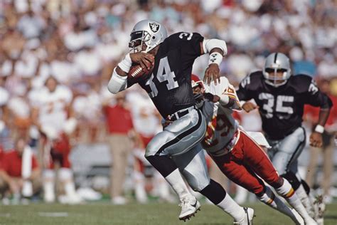 Raiders News: Bo Jackson biography coming soon - Silver And Black Pride