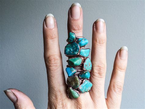 Buying Gemstone Jewelry? Here’s a Quick Guide To The Popular Stones