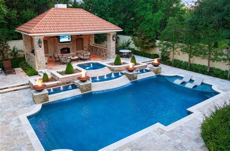 34 Fabulous Backyard Pool Landscaping Ideas You Never Seen Before - HMDCRTN