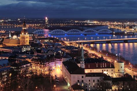 1.Riga at night - Visit Europe