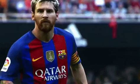 Lionel Messi GIFs - Get the best GIF on GIPHY