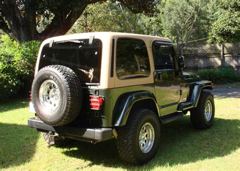 1997 Jeep Wrangler Sahara 6 Cyl 5 Speed Hard Top