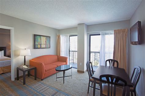 2 Bedroom Suites In Orlando Fl Near Seaworld - Bedroom Poster