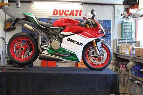 Ducati 1299 Panigale R Final Edition Photos Leak Online - Asphalt & Rubber