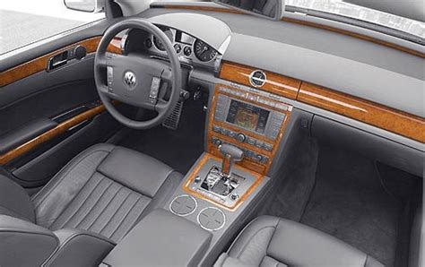 2006 Volkswagen Phaeton Pictures - 17 Photos | Edmunds